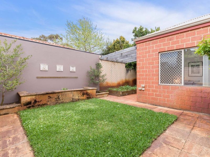 20A Lilian Avenue, Applecross WA 6153