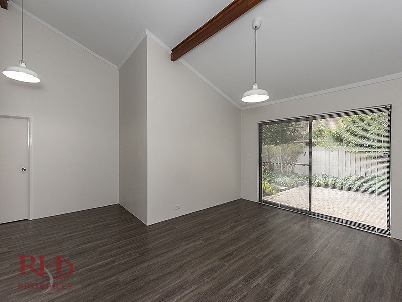 17/9 Brentham Street, Leederville WA 6007