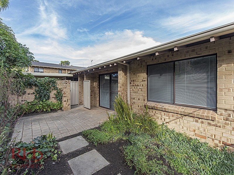 17/9 Brentham Street, Leederville WA 6007