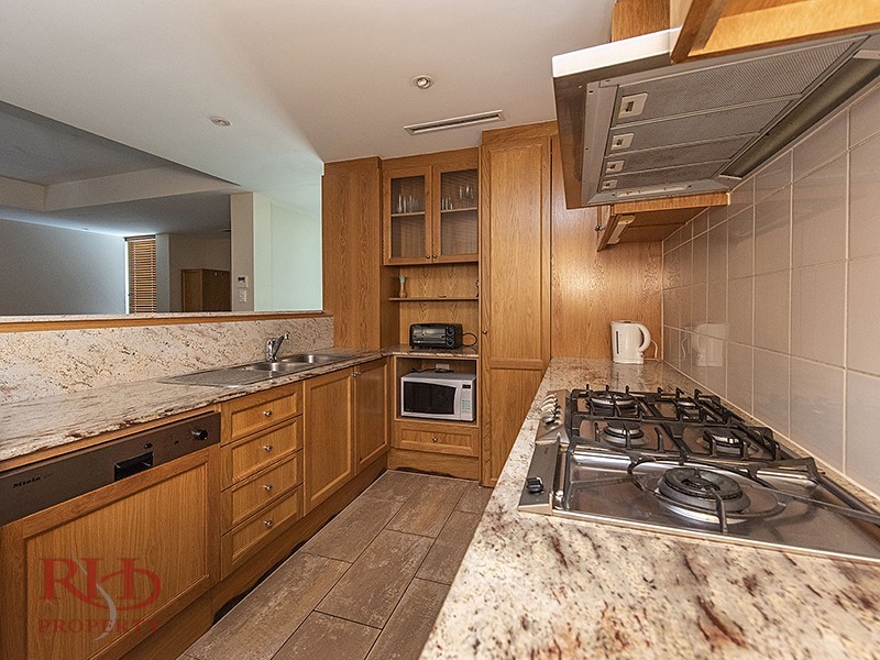 76/42 TERRACE ROAD, East Perth WA 6004