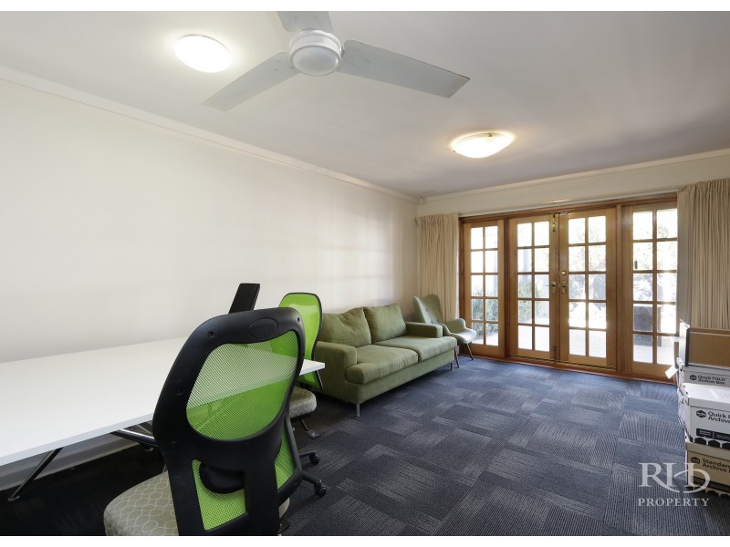 1 & 1A MACDONALD ROAD, Applecross WA 6153