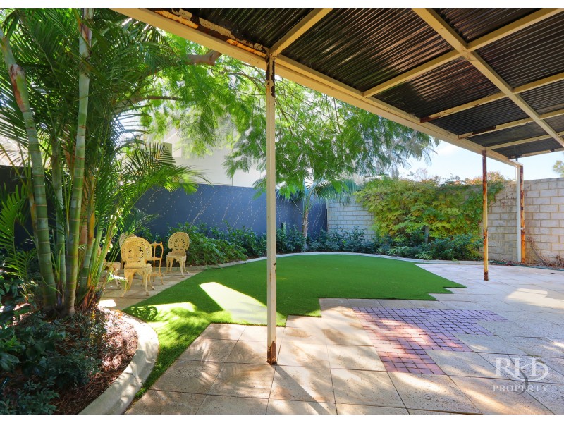 1 & 1A MACDONALD ROAD, Applecross WA 6153