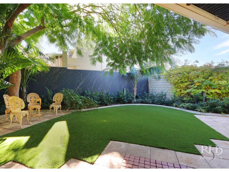 1 & 1A MACDONALD ROAD, Applecross WA 6153