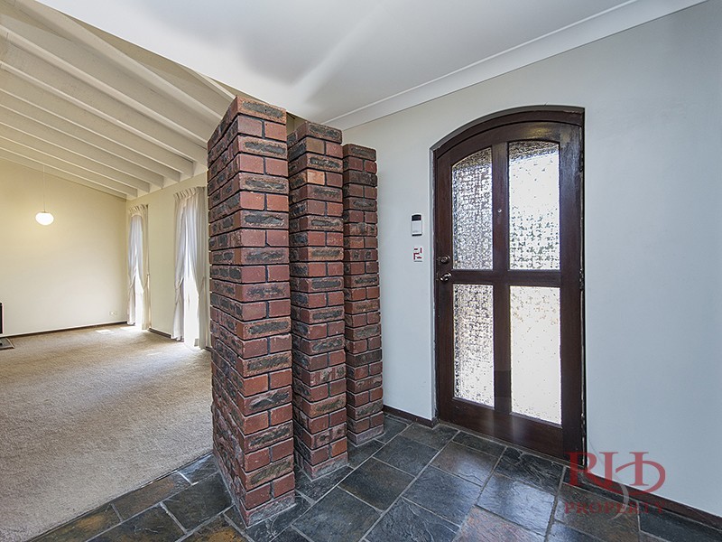 5 Camm Avenue, Bull Creek WA 6149