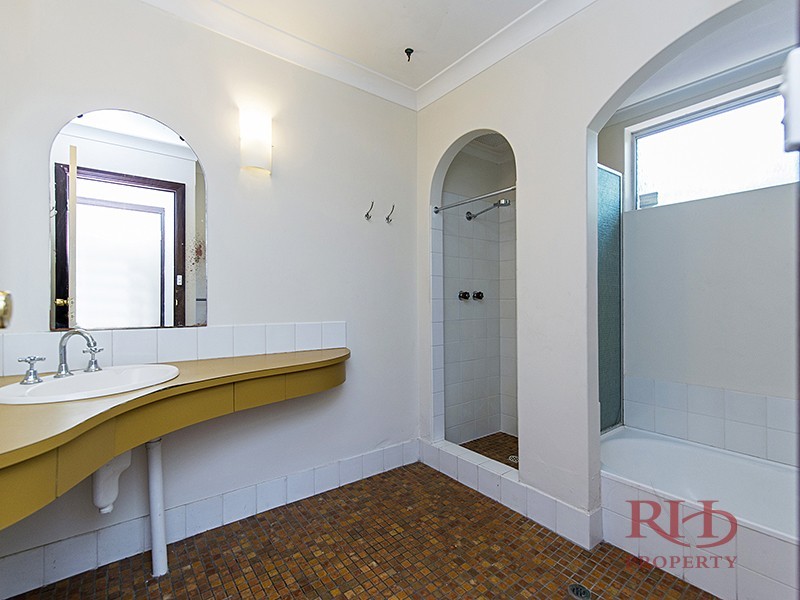 5 Camm Avenue, Bull Creek WA 6149