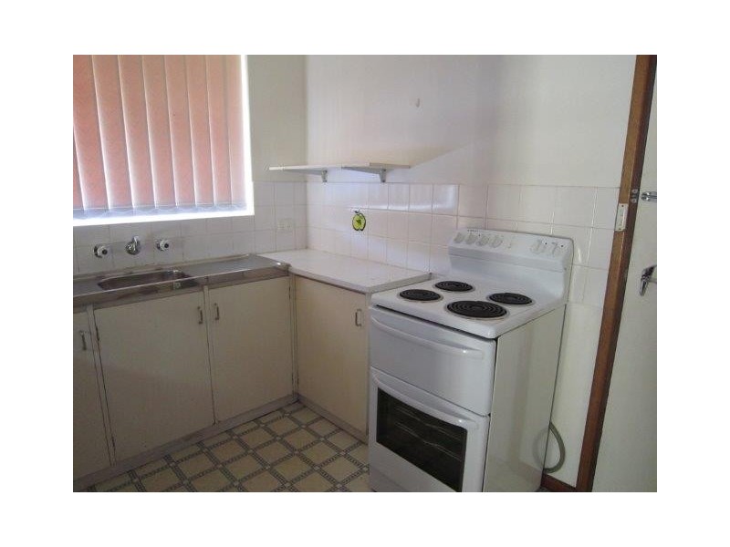 4A Dixon Place, Kardinya WA 6163