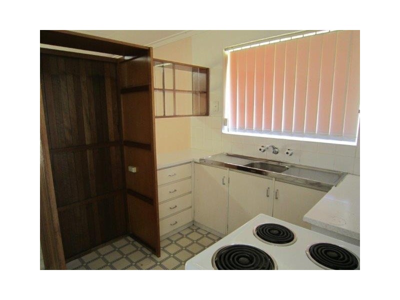 4A Dixon Place, Kardinya WA 6163