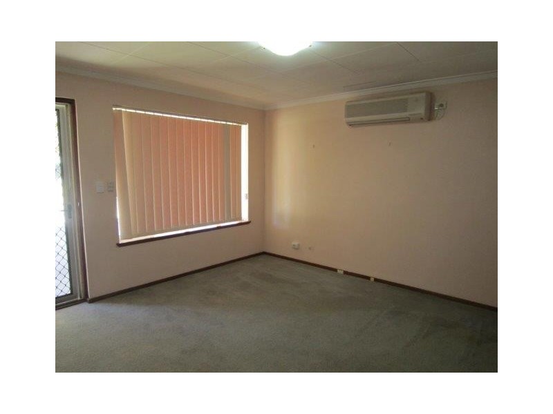 4A Dixon Place, Kardinya WA 6163