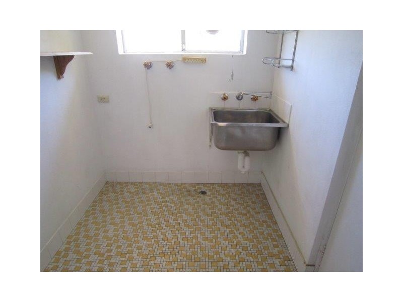 4A Dixon Place, Kardinya WA 6163