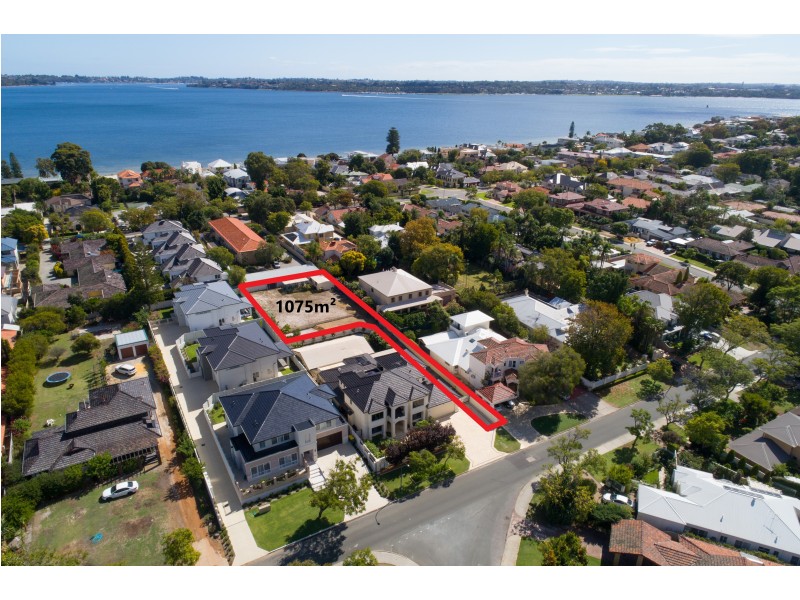 2/47 Macleod Road, Applecross WA 6153