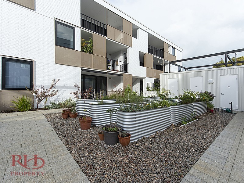 10/2 BEAZLEY WAY, White Gum Valley WA 6162