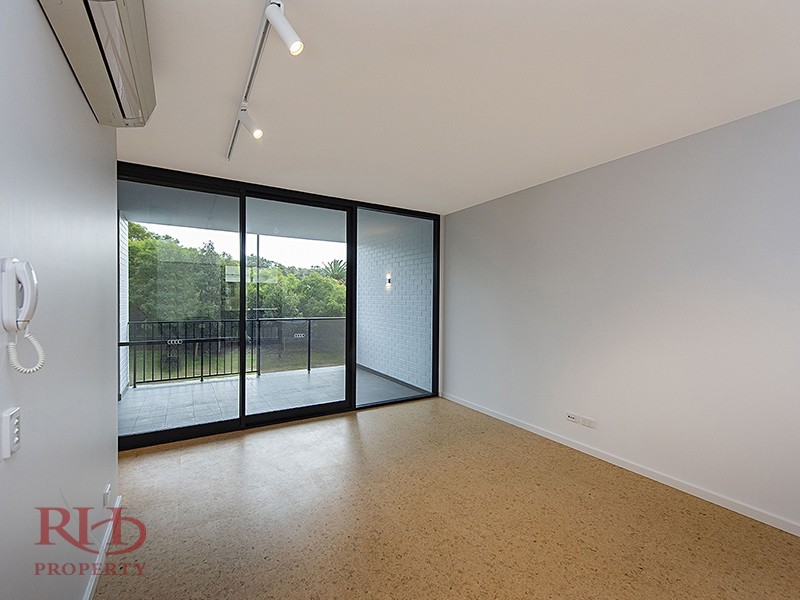 10/2 BEAZLEY WAY, White Gum Valley WA 6162