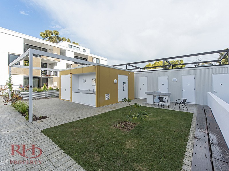 10/2 BEAZLEY WAY, White Gum Valley WA 6162