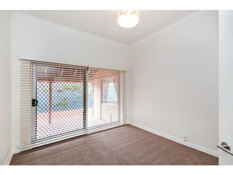 28 DANDENONG ROAD, Attadale WA 6156