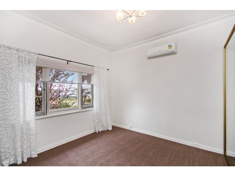 28 DANDENONG ROAD, Attadale WA 6156