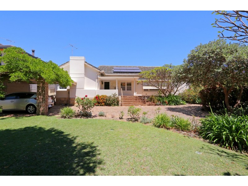 1 GROSSE ROAD, Applecross WA 6153