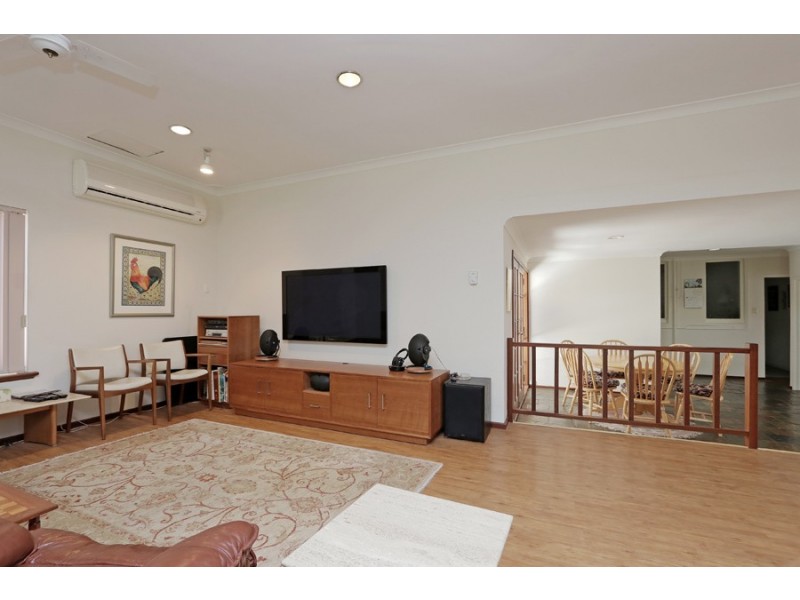 1 GROSSE ROAD, Applecross WA 6153