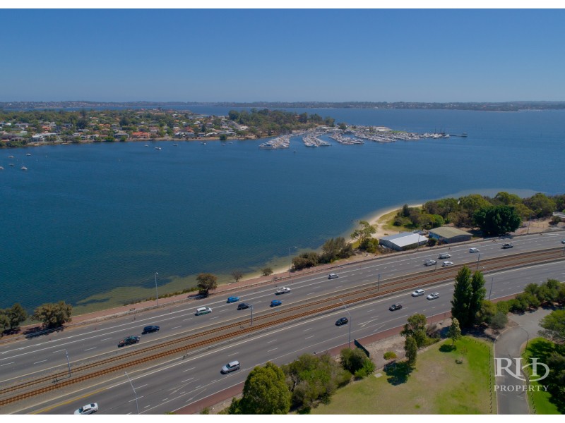 204-205 Melville Parade, Como WA 6152