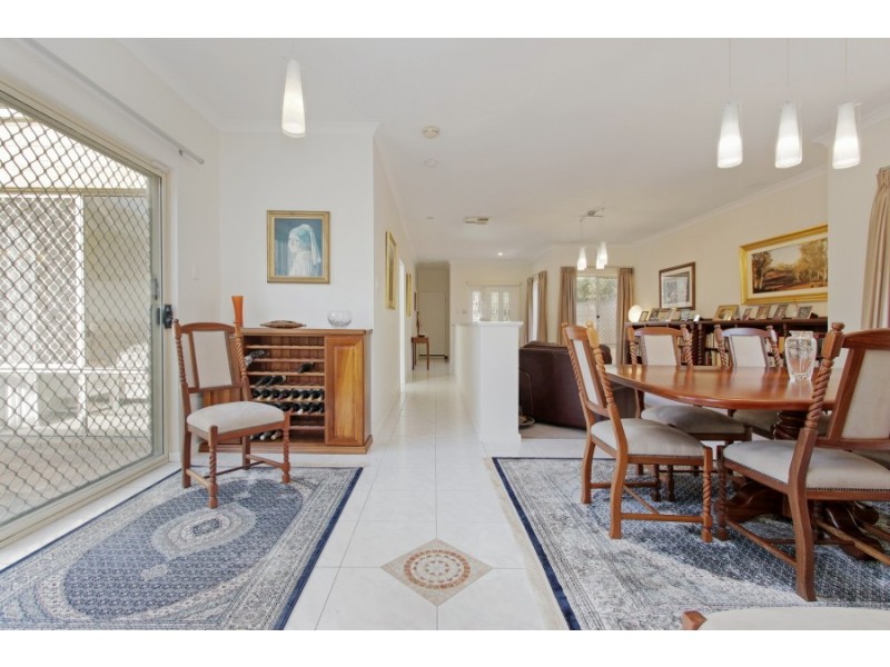 20B Lilian Avenue, Applecross WA 6153