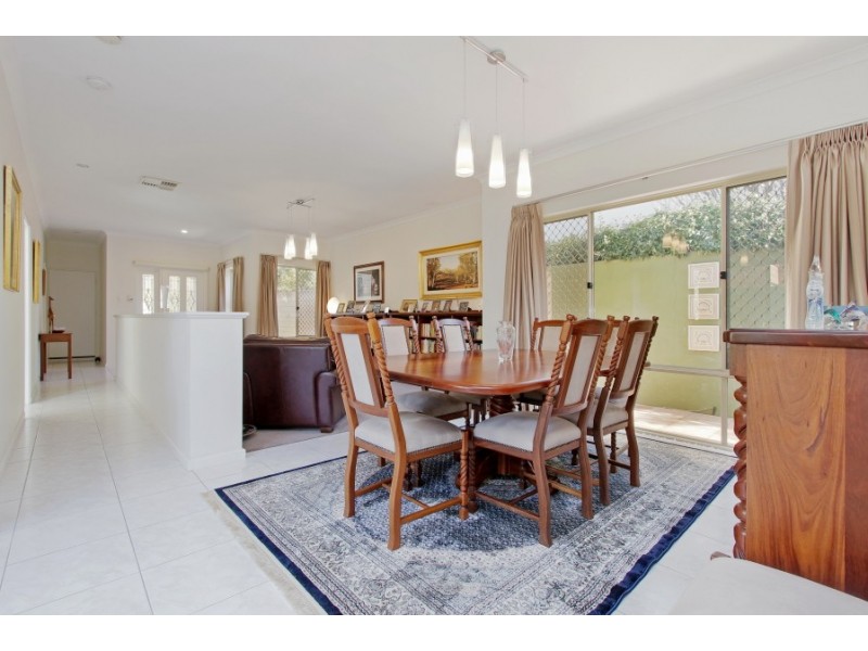 20B Lilian Avenue, Applecross WA 6153