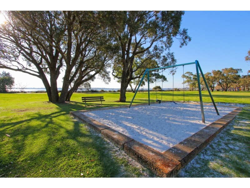 20B Lilian Avenue, Applecross WA 6153