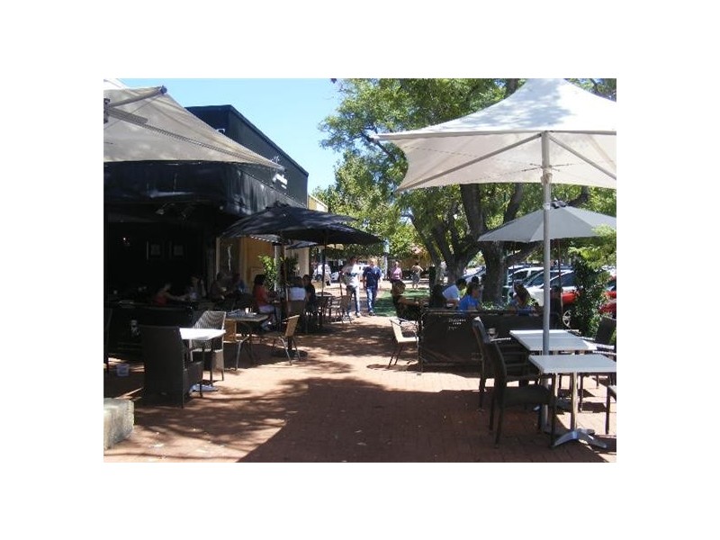 1 MACDONALD ROAD, Applecross WA 6153