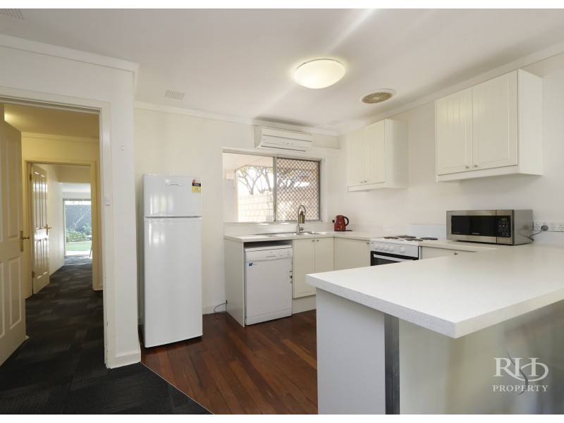 1 MACDONALD ROAD, Applecross WA 6153