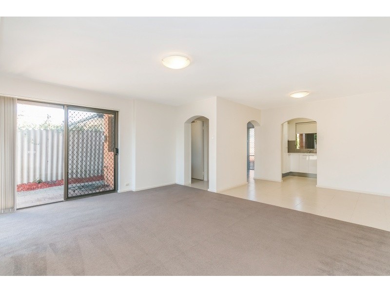 73E Comer Street, Como WA 6152