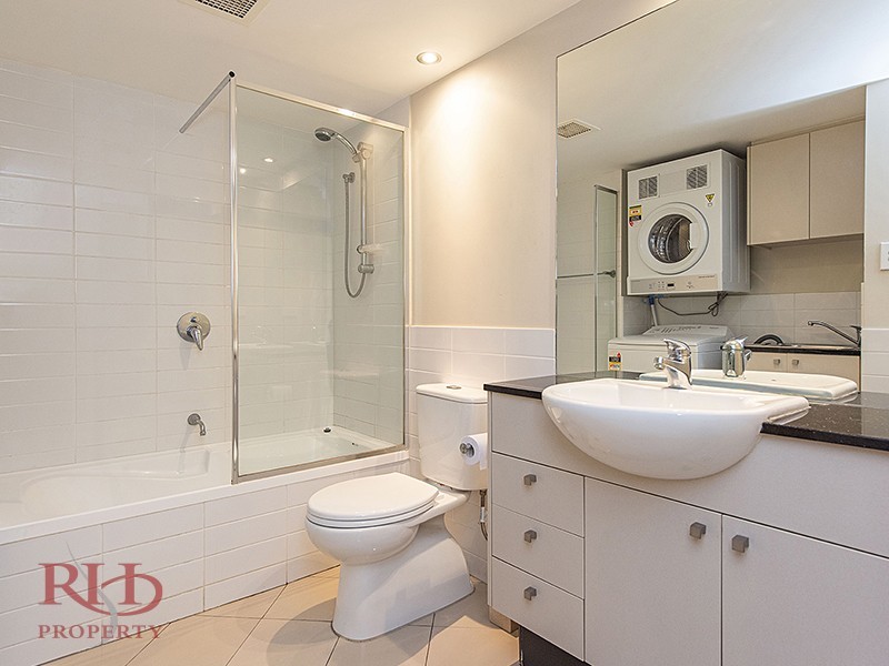 1/131 Adelaide Terrace, East Perth WA 6004