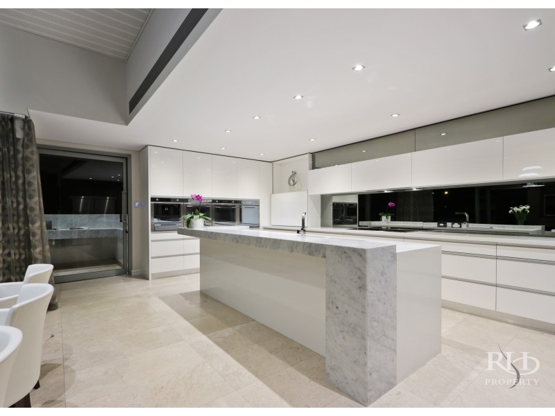 63 Duncraig Road, Applecross WA 6153