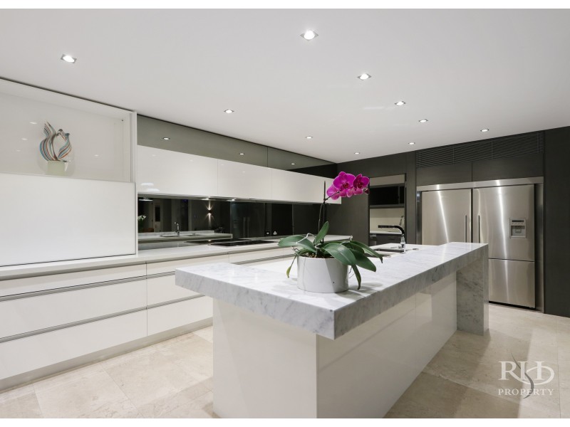 63 Duncraig Road, Applecross WA 6153