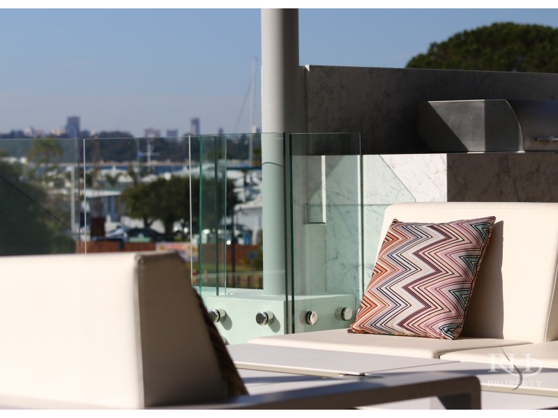 63 Duncraig Road, Applecross WA 6153