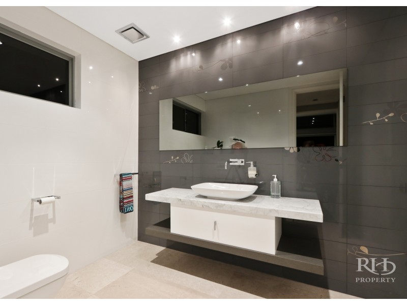 63 Duncraig Road, Applecross WA 6153