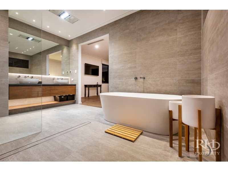 24 Gairloch Street, Applecross WA 6153