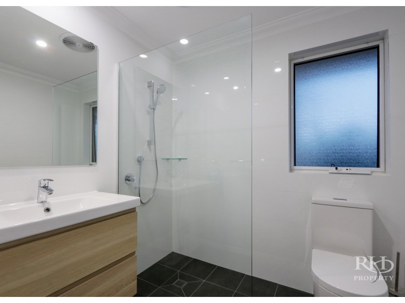 1/11 Macleod Road, Applecross WA 6153