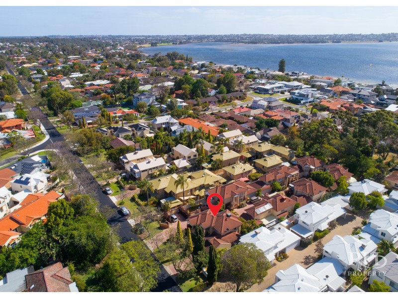 1/11 Macleod Road, Applecross WA 6153