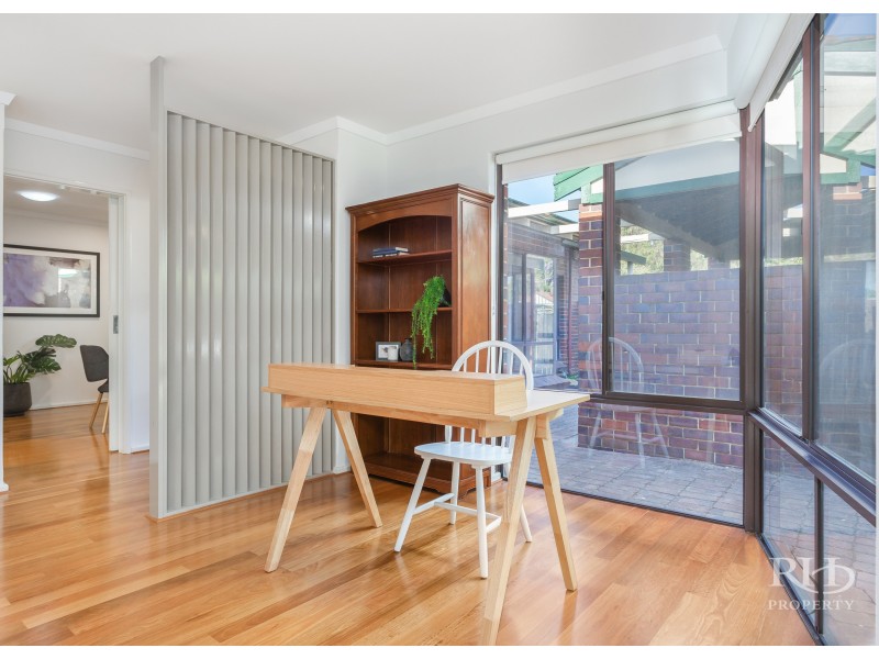 10A Macrae Road, Applecross WA 6153