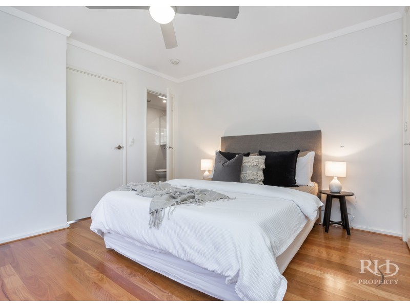10A Macrae Road, Applecross WA 6153