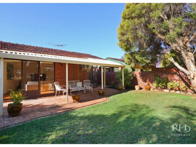 10A Macrae Road, Applecross WA 6153