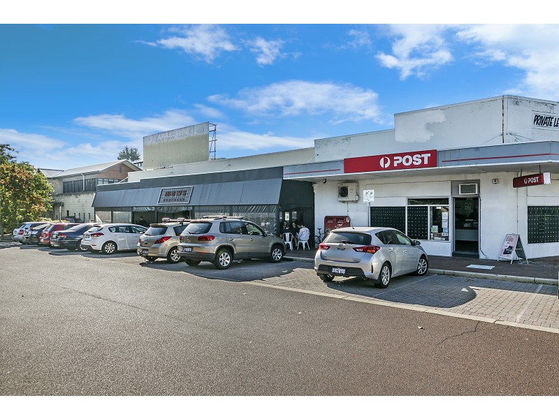 10A Macrae Road, Applecross WA 6153