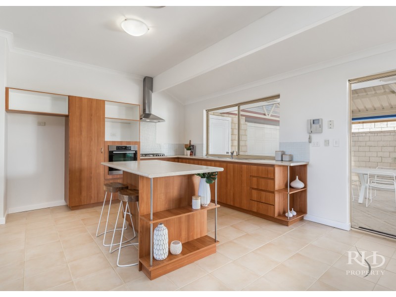 1A Karoonda Road, Booragoon WA 6154