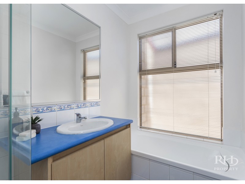 1A Karoonda Road, Booragoon WA 6154