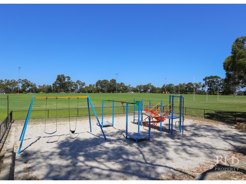 1A Karoonda Road, Booragoon WA 6154