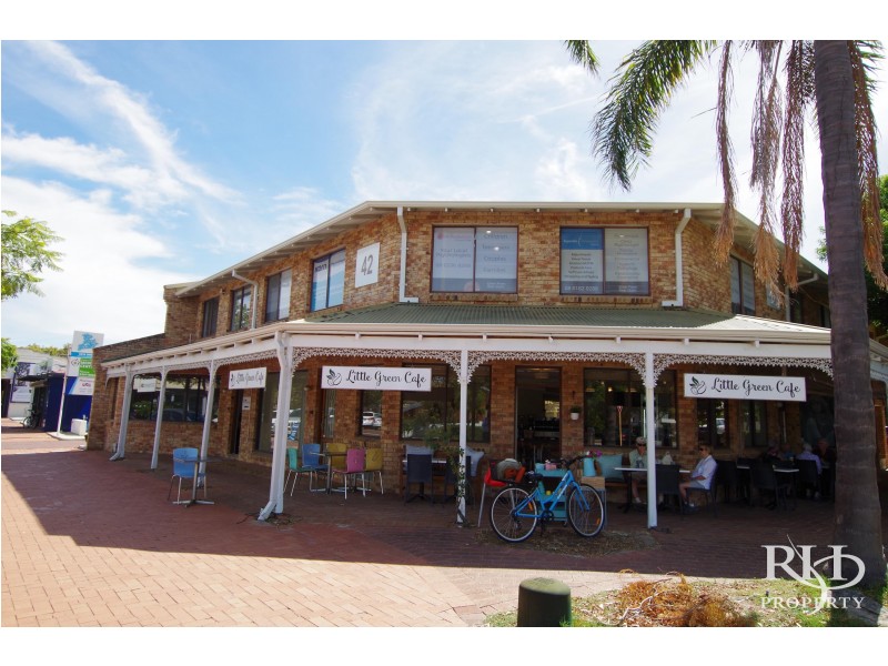 2/42 Ardross Street, Applecross WA 6153