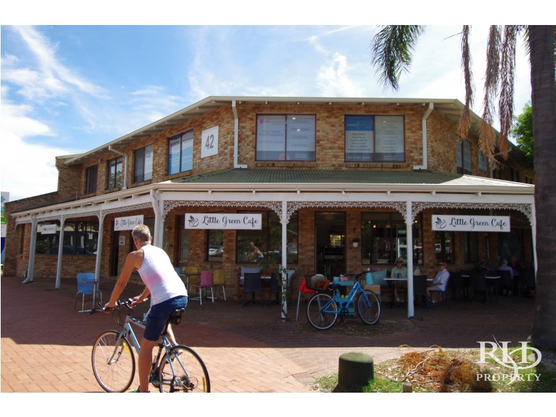 2/42 Ardross Street, Applecross WA 6153