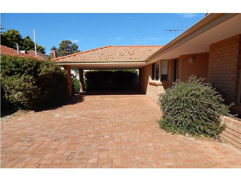 33A Searle Road, Ardross WA 6153