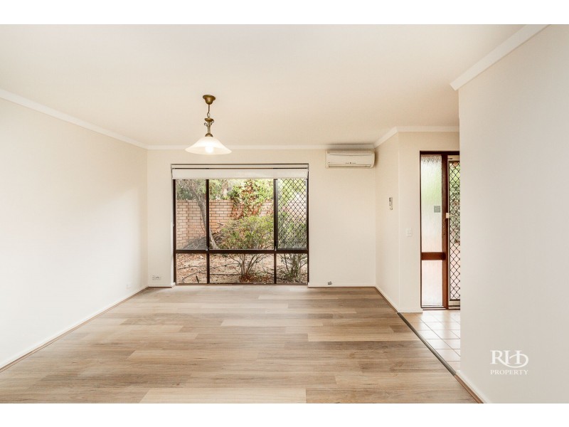 4/6 Axford Street, Como WA 6152