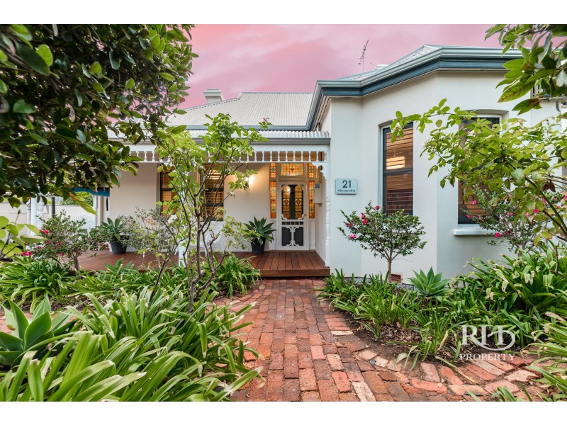 21 Alexandra Road, East Fremantle WA 6158
