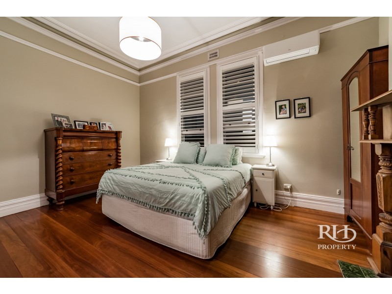 21 Alexandra Road, East Fremantle WA 6158