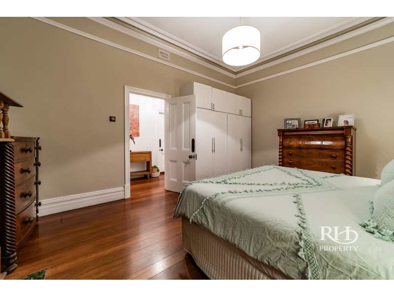 21 Alexandra Road, East Fremantle WA 6158